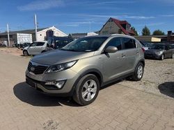 Silber Gebraucht 2014 Kia Sportage FIFA World Cup Edition SUV | 8.699 € (Fairer Preis)