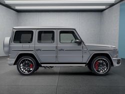 Grau Gebraucht 2024 Mercedes G63 AMG AMG SUV | 195.849 € (Teuer)