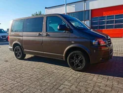 Braun Gebraucht 2013 VW T5 Edition Van | 20.999 € (Teuer)