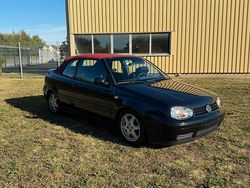 Blau Gebraucht 2002 VW Golf Cabriolet Cabrio | 3.200 € (Fairer Preis)