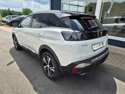 Perlmutt weiß metallic Gebraucht 2024 Peugeot 3008 GT SUV | 25.290 € (Fairer Preis)