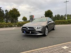 Grau Gebraucht 2020 Mercedes CLA180 Limousine | 25.900 € (Etwas zu teuer)