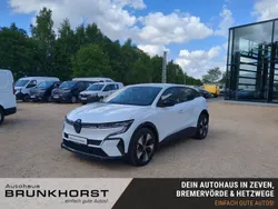 Weiss Gebraucht 2022 Renault Mégane Equilibre Limousine | 19.990 € (Guter Preis)