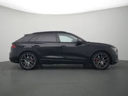 Orcaschwarz metallic Gebraucht 2019 Audi Q8 Ambiente SUV | 54.988 € (Fairer Preis)