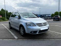 Grau Gebraucht 2006 VW Golf V Limousine | 3.000 € (Fairer Preis)