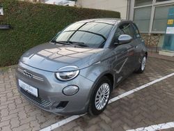 Grau Gebraucht 2023 Fiat 500e Kleinwagen | 22.950 € (Etwas zu teuer)
