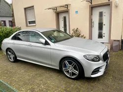Grau Gebraucht 2016 Mercedes E200 AMG line Limousine | 20.000 € (Guter Preis)