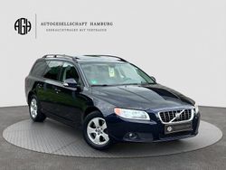 Blau Gebraucht 2008 Volvo V70 Momentum Kombi | 9.449 € (Etwas zu teuer)