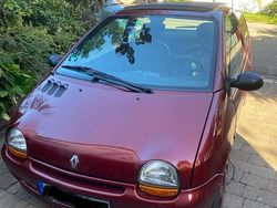 Rot Gebraucht 1995 Renault Twingo Kleinwagen | 2.850 €