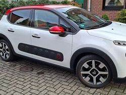 Weiß Gebraucht 2017 Citroën C3 PureTech Kleinwagen | 8.600 € (Superpreis)