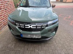 Grün Gebraucht 2023 Dacia Spring Extreme Kleinwagen | 13.999 € (Fairer Preis)