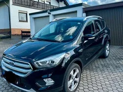 Schwarz Gebraucht 2017 Ford Kuga Titanium SUV | 14.500 € (Guter Preis)