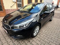 Schwarz Gebraucht 2015 Kia Ceed Limousine | 5.290 € (Guter Preis)
