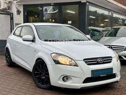 Weiß Gebraucht 2010 Kia ProCeed Coupé | 5.790 € (Fairer Preis)