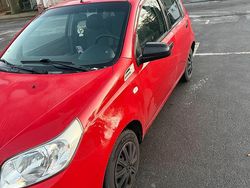 Rot Gebraucht 2010 Chevrolet Aveo Kleinwagen | 1.000 €