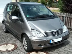 Silber Gebraucht 2003 Mercedes A190 Elegance Van / Kleinbus | 2.499 € (Fairer Preis)