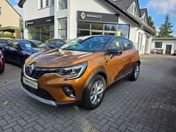 Orange Gebraucht 2021 Renault Captur Intens SUV | 14.890 € (Guter Preis)