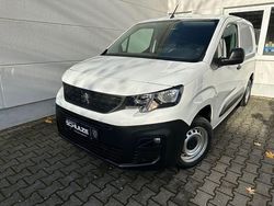 Weiß Gebraucht 2019 Peugeot Partner Premium Van / Kleinbus | 9.650 € (Fairer Preis)