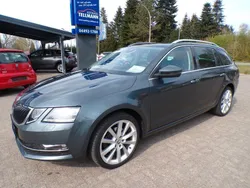 Grau Gebraucht 2020 Skoda Octavia Premium Edition Kombi | 18.990 € (Guter Preis)