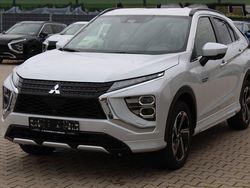 Weiß Gebraucht 2022 Mitsubishi Eclipse Cross Plus SUV | 21.990 € (Fairer Preis)