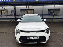 Weiß Gebraucht 2022 Kia e-Niro Vision SUV | 23.000 € (Fairer Preis)
