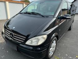 Schwarz Gebraucht 2008 Mercedes Viano Van / Kleinbus | 9.900 € (Fairer Preis)