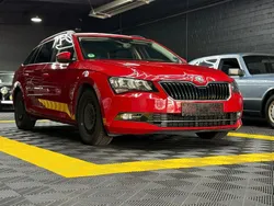 Rot Gebraucht 2018 Skoda Superb Ambition Kombi | 15.250 € (Guter Preis)