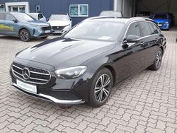 Obsidianschwarz Gebraucht 2023 Mercedes E220 Kombi | 34.900 € (Guter Preis)