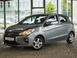 Grau Gebraucht 2022 Mitsubishi Space Star Select Kleinwagen | 12.990 € (Etwas zu teuer)