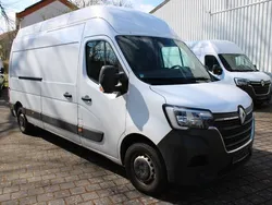 Weiß Gebraucht 2023 Renault Master Van | 12.999 €