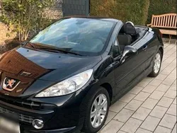 Schwarz Gebraucht 2009 Peugeot 207 CC Cabrio | 3.249 € (Fairer Preis)
