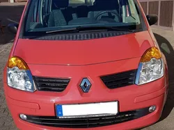 Rot Gebraucht 2005 Renault Modus Privilege Van / Kleinbus | 4.500 € (Teuer)