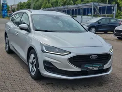Silber Gebraucht 2022 Ford Focus Cool & Connect Kombi | 16.990 € (Guter Preis)