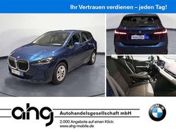 Phytonicblau Gebraucht 2023 BMW 220 Van / Kleinbus | 29.830 € (Fairer Preis)