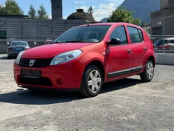 Rot Gebraucht 2009 Dacia Sandero Kleinwagen | 1.900 € (Guter Preis)
