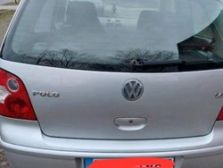 Silber Gebraucht 2003 VW Polo Limousine | 2.000 € (Teuer)