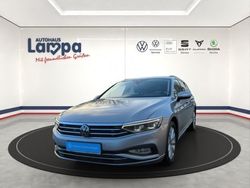 Silber Gebraucht 2024 VW Passat Elegance Kombi | 33.890 € (Guter Preis)