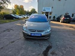 Gold Gebraucht 2003 Peugeot 307 Kombi | 1.900 € (Etwas zu teuer)