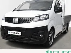 Weiß Gebraucht 2023 Fiat e-Scudo Van / Kleinbus | 51.111 €