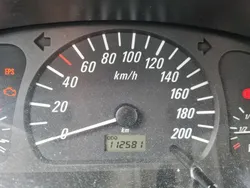 Grau Gebraucht 2004 Opel Agila Kombi | 1.900 €