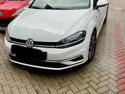 Weiß Gebraucht 2018 VW Golf VII Limousine | 13.500 € (Etwas zu teuer)