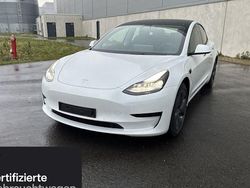 Weiß Gebraucht 2021 Tesla Model 3 Standard Range Limousine | 21.600 € (Fairer Preis)