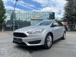 Grau Gebraucht 2015 Ford Focus Trend Kombi | 6.700 € (Superpreis)