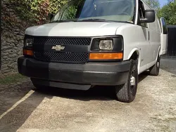 Weiß Gebraucht 2005 Chevrolet Express SUV | 8.700 €