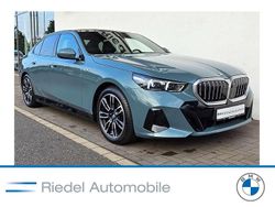 Cape york grün metallic Gebraucht 2024 BMW 520 M Sport Limousine | 49.990 € (Guter Preis)