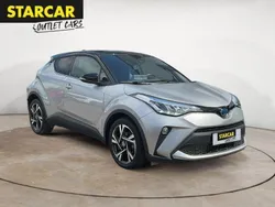 Shimmering silver metallic / dach schwarz Gebraucht 2022 Toyota C-HR Team SUV | 22.470 € (Fairer Preis)
