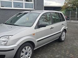 Silber Gebraucht 2003 Ford Fusion Limousine | 1.000 € (Guter Preis)