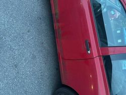 Rot Gebraucht 2007 Nissan Micra Kleinwagen | 450 €
