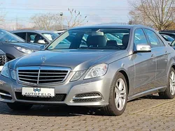 Grau Gebraucht 2011 Mercedes E200 Avantgarde Limousine | 12.650 € (Fairer Preis)
