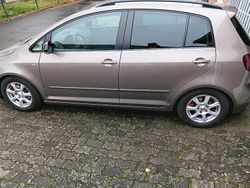 Braun Gebraucht 2012 VW Golf VI Kleinwagen | 9.250 € (Teuer)